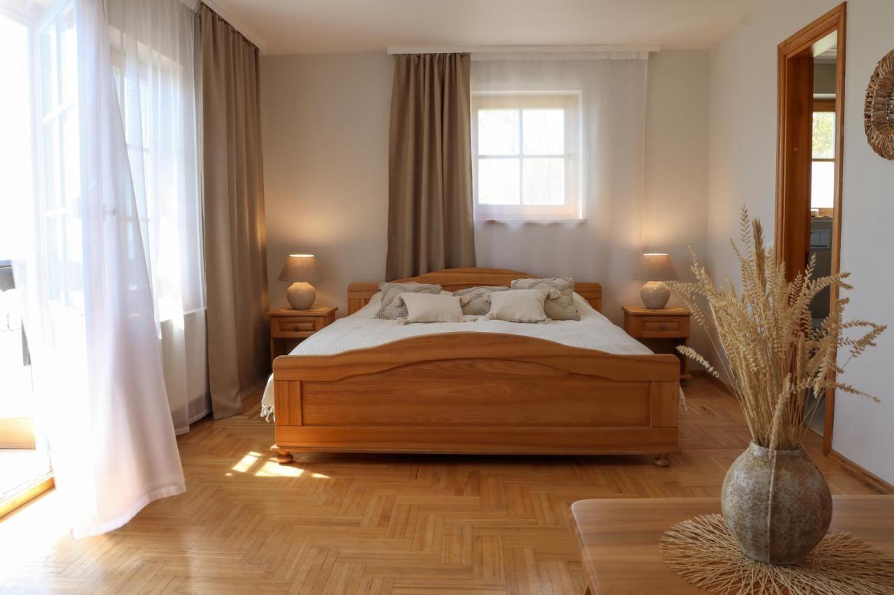 Prie Mariu Hotel Nida Eksteriør billede